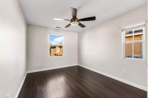 Bedroom - 28215 Clementine Dr, Santa Clarita, CA 91350 photo 5 of 6