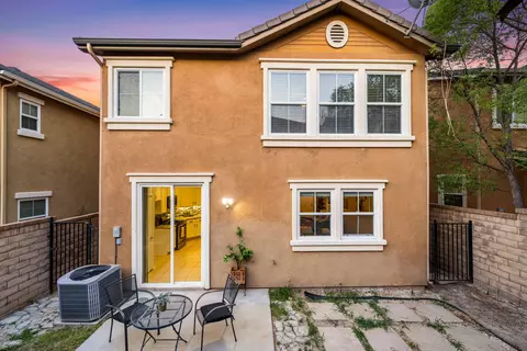 Other - 28215 Clementine Dr, Santa Clarita, CA 91350 photo 8 of 10