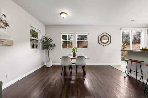 Dining - 28215 Clementine Dr, Santa Clarita, CA 91350 photo 2 of 2