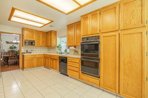 3700 Spice St W, Lancaster, CA 93536 photo 13