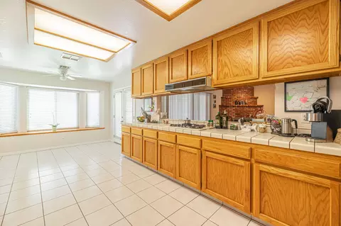 3700 Spice St W, Lancaster, CA 93536 photo 14