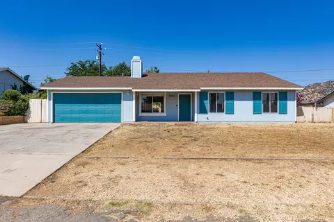 Exterior - 21211 Santa Barbara Dr, Tehachapi, CA 93561 photo 8 of 9