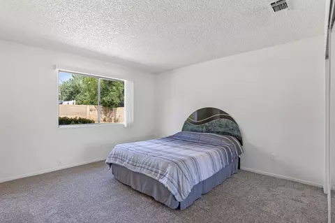 Bedroom - 21211 Santa Barbara Dr, Tehachapi, CA 93561 photo 1 of 7
