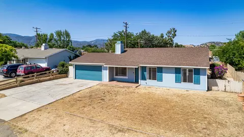 21211 Santa Barbara Dr, Tehachapi, CA 93561