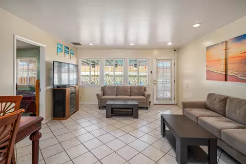 Living - 38749 22nd St E, Palmdale, CA 93550 photo 1 of 2