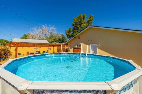 Exterior - 38749 22nd St E, Palmdale, CA 93550 photo 9 of 10