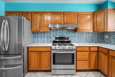 Kitchen - 38749 22nd St E, Palmdale, CA 93550 photo 3 of 3