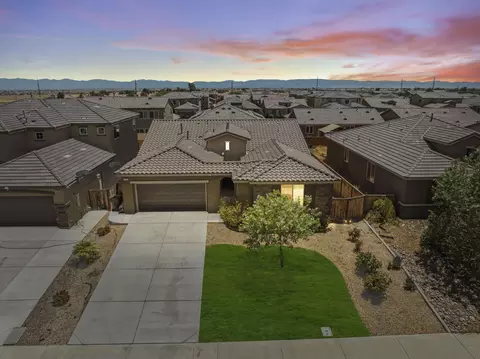 3366 Arrowhead Ct, Rosamond, CA 93560
