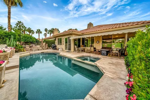 154 Kavenish Dr, Palm Springs, CA 92262