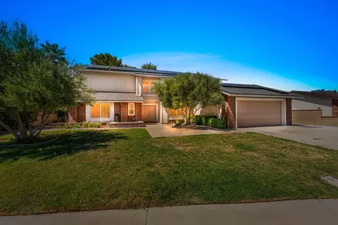 3857 Vista Linda Dr, Lancaster, CA 93536