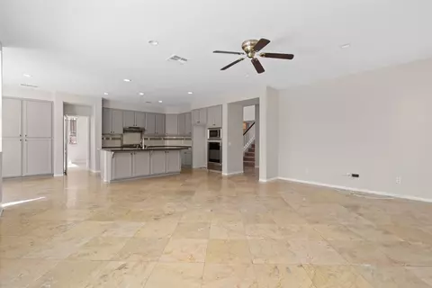 43131 Hampton St, Lancaster, CA 93536 photo 8