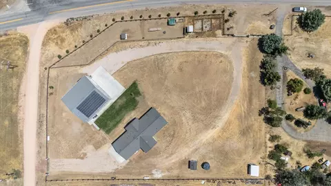21736 Pinon Canyon Rd, Tehachapi, CA 93561 photo 6
