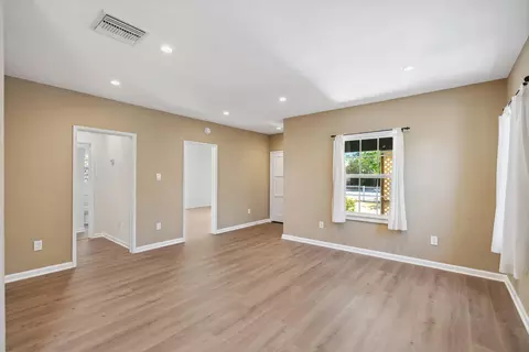 44714 Fig Ave, Lancaster, CA 93534 photo 9