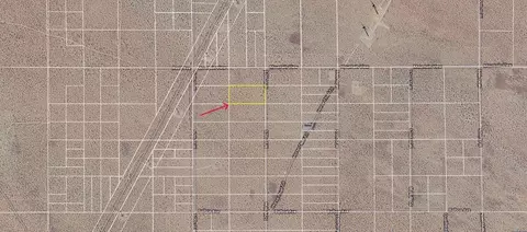 57 Th St West And Mountain Vw, Mojave, CA 93501