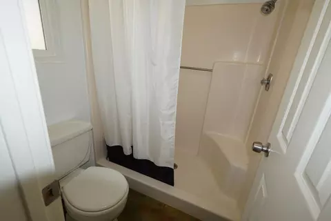 Bath - 328 San Dimas Ave, Oceanside, CA 92057 photo 1 of 3