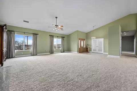 18850 Mustang Dr, Tehachapi, CA 93561 photo 9