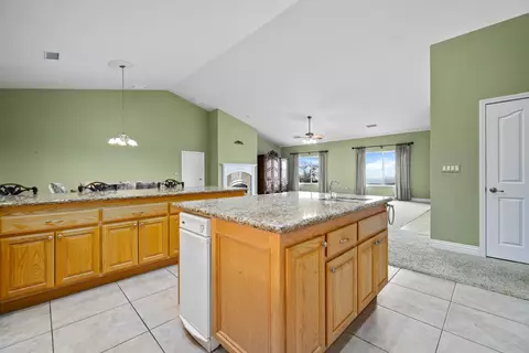 18850 Mustang Dr, Tehachapi, CA 93561 photo 16