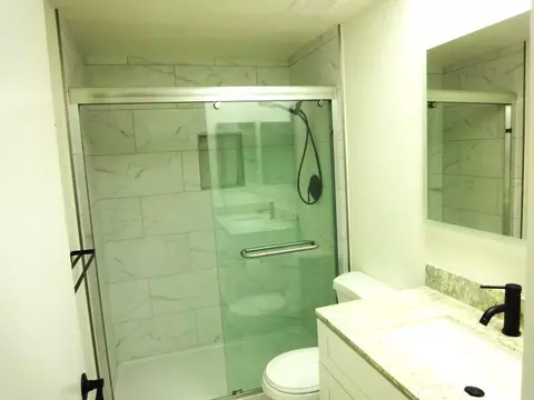 Bath - 44436 15th St E #16, Lancaster, CA 93535 photo 1 of 4