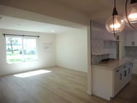 Living - 44436 15th St E #16, Lancaster, CA 93535 photo 1 of 3