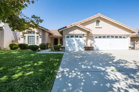 4133 De Anza Dr, Palmdale, CA 93551