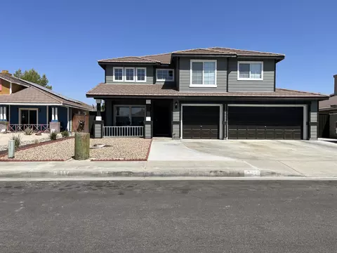 43246 Darby St, Lancaster, CA 93535