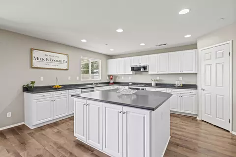 44315 Stadium Ct, Lancaster, CA 93535 photo 17