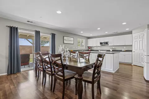 44315 Stadium Ct, Lancaster, CA 93535 photo 12
