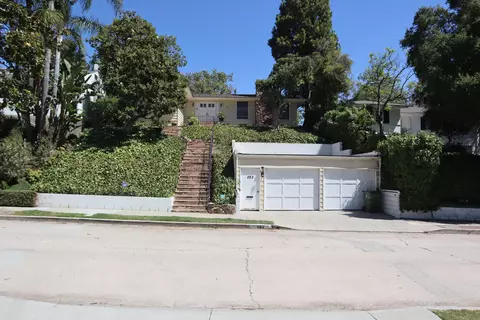 282 Tavistock Ave, Los Angeles, CA 90046
