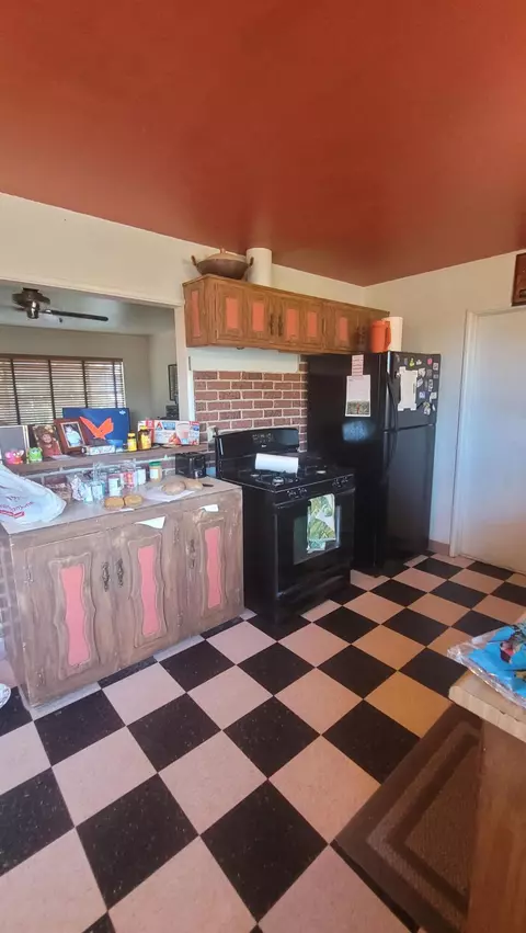 Kitchen - 3155 Jean Dr, Mojave, CA 93501 photo 1 of 1