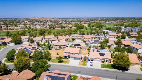 4019 Cobble Ct, Palmdale, CA 93551 photo 3