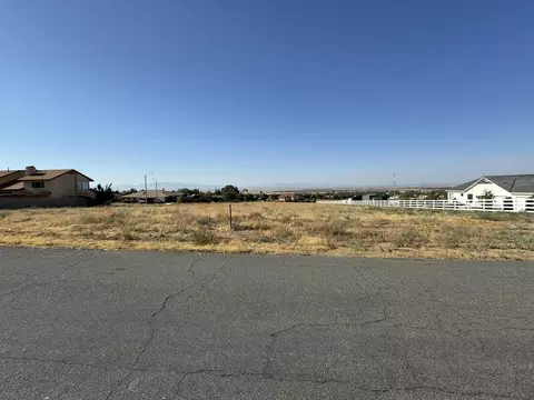 cor 63rd stw drt street w #M4, Lancaster, CA 93536