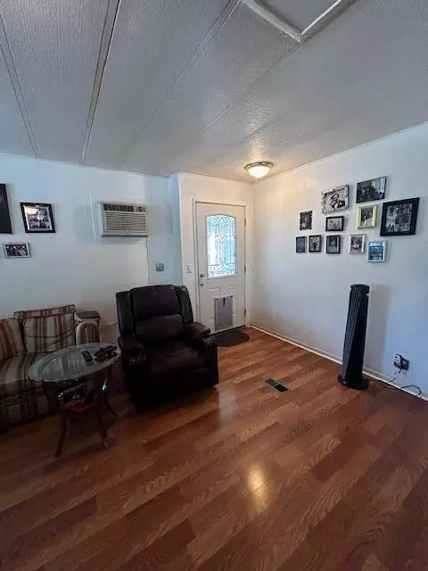4444 Avenue R E #84, Palmdale, CA 93552 photo 3