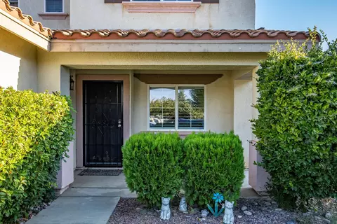 43421 Bale Ct, Lancaster, CA 93535 photo 3