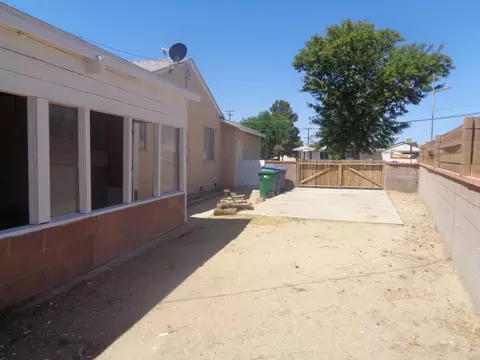 45402 Kingtree Ave, Lancaster, CA 93534 photo 17