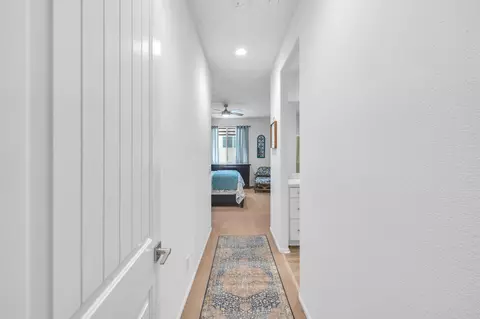 Entry Way - 39128 Cocobola Ct, Palmdale, CA 93551 photo 2 of 8
