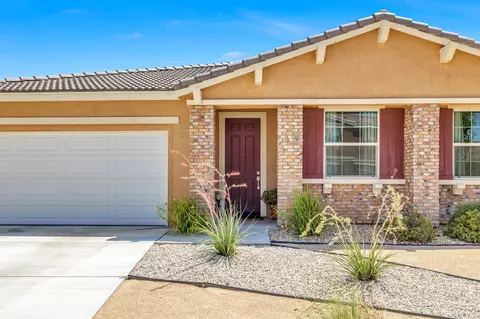Exterior - 39128 Cocobola Ct, Palmdale, CA 93551 photo 4 of 12