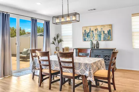 Dining - 39128 Cocobola Ct, Palmdale, CA 93551 photo 2 of 3