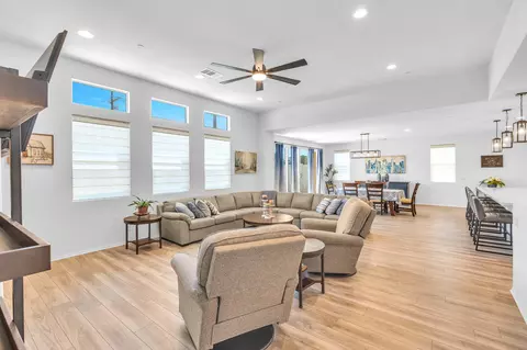 Living - 39128 Cocobola Ct, Palmdale, CA 93551 photo 1 of 3