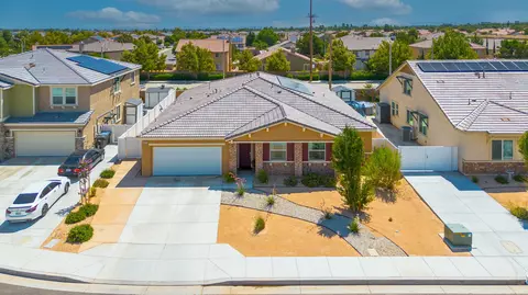 View/Area - 39128 Cocobola Ct, Palmdale, CA 93551 photo 2 of 8