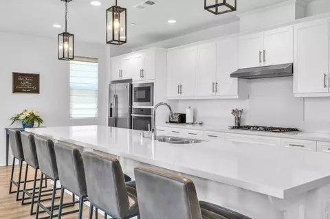 Kitchen - 39128 Cocobola Ct, Palmdale, CA 93551 photo 5 of 5