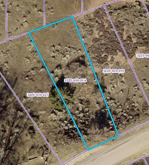 Elmtree Dr, Lake Elizabeth, CA 93532