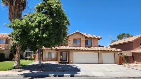 43725 7th St E, Lancaster, CA 93535
