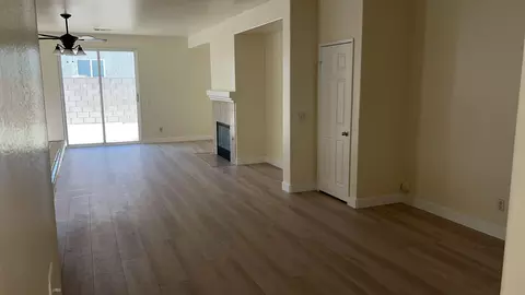 Living - 2753 Norberry St, Lancaster, CA 93535 photo 5 of 10