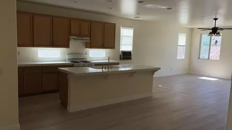 Living - 2753 Norberry St, Lancaster, CA 93535 photo 3 of 10