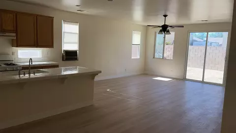 Living - 2753 Norberry St, Lancaster, CA 93535 photo 2 of 10