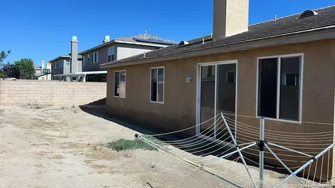 Exterior - 2753 Norberry St, Lancaster, CA 93535 photo 3 of 4
