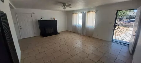 Living - 24357 Sage Ave, Boron, CA 93516 photo 3 of 4