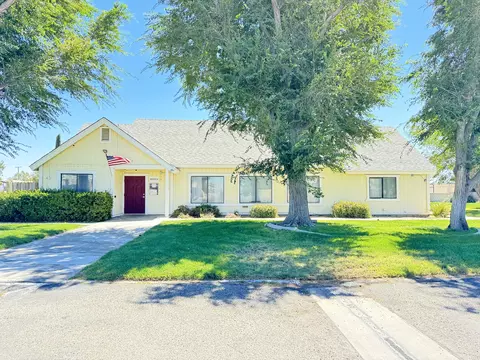 2001 Windbreak Dr # 1, Rosamond, CA 93560 photo 25