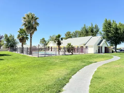 2001 Windbreak Dr # 1, Rosamond, CA 93560 photo 24