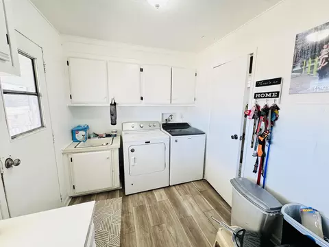 2001 Windbreak Dr # 1, Rosamond, CA 93560 photo 20
